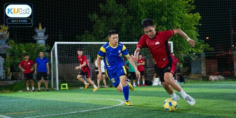 Luật Bóng Đá Cơ Bản Và Chuẩn Nhất Bật Mí Từ Kubet11 Các điều liên quan đến phạt lỗi trong quy định